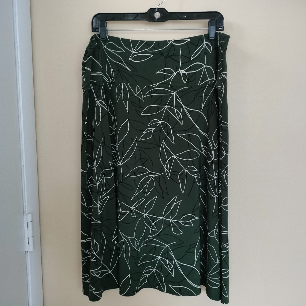 Roz & Ali Green Leaf Print A Line Midi Skirt L Office Flowy Classic Stretch